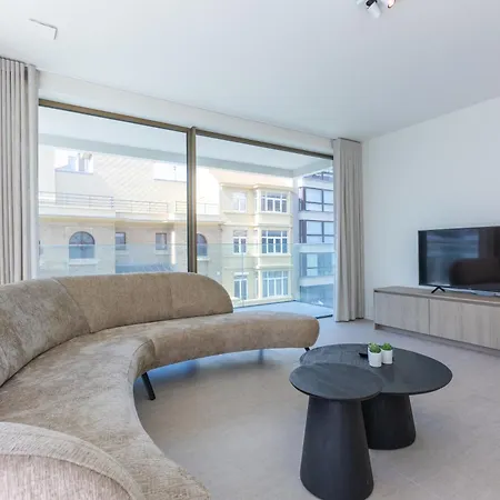 Lecomte - Beatrice Walks 192 Apartamento